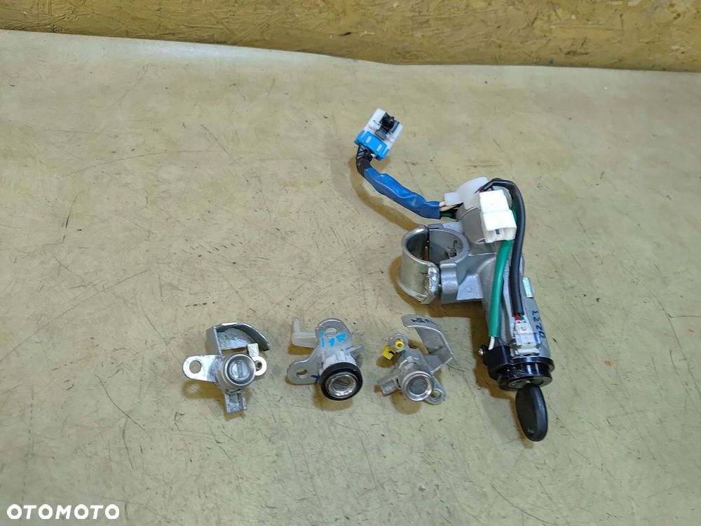 HYUNDAI I10 I STACYJKA KLUCZYK WKŁADKA 07-13 - 3