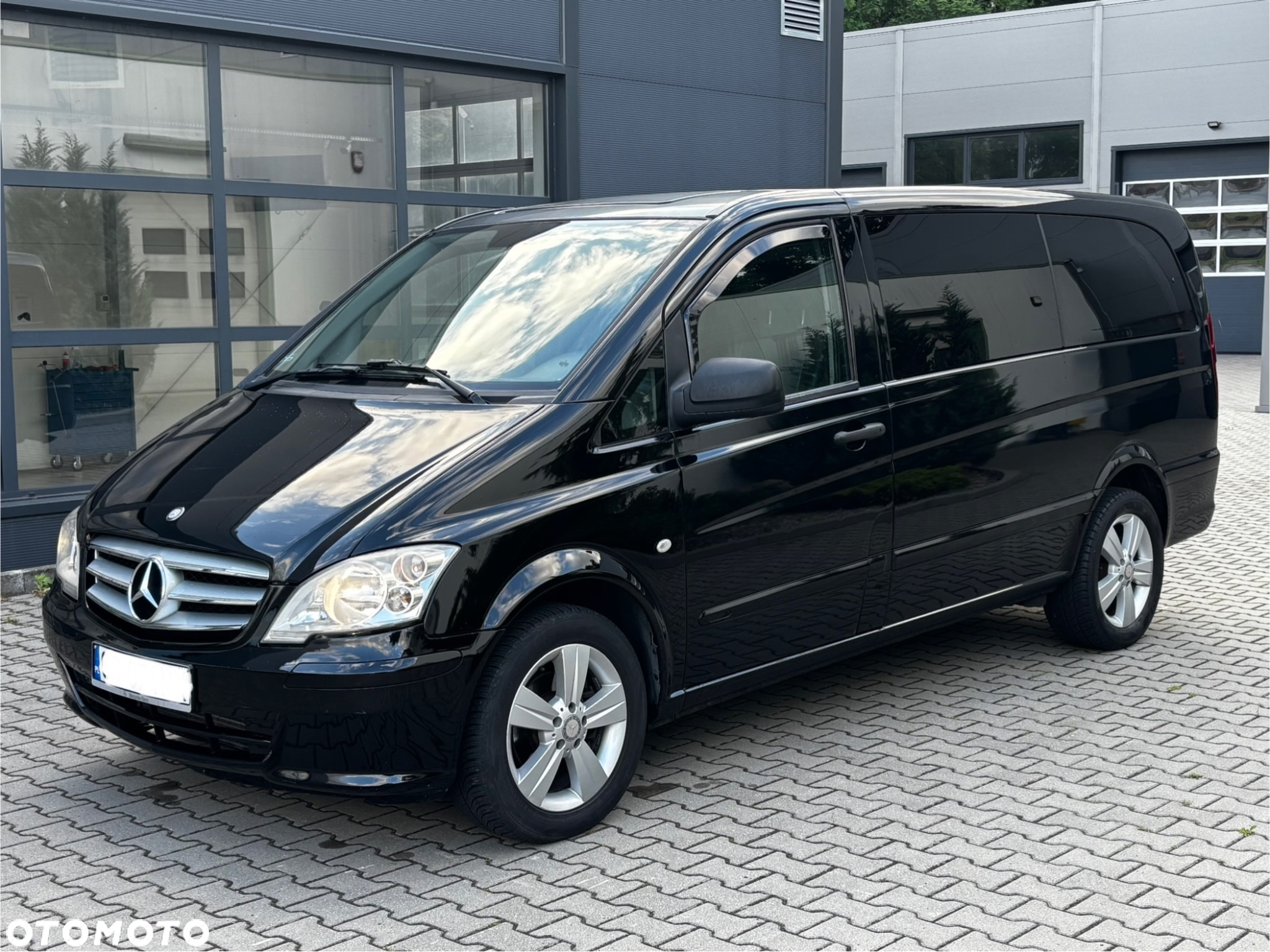 Mercedes-Benz Vito 116 CDI 4x4 Shuttle 639.701 - 21