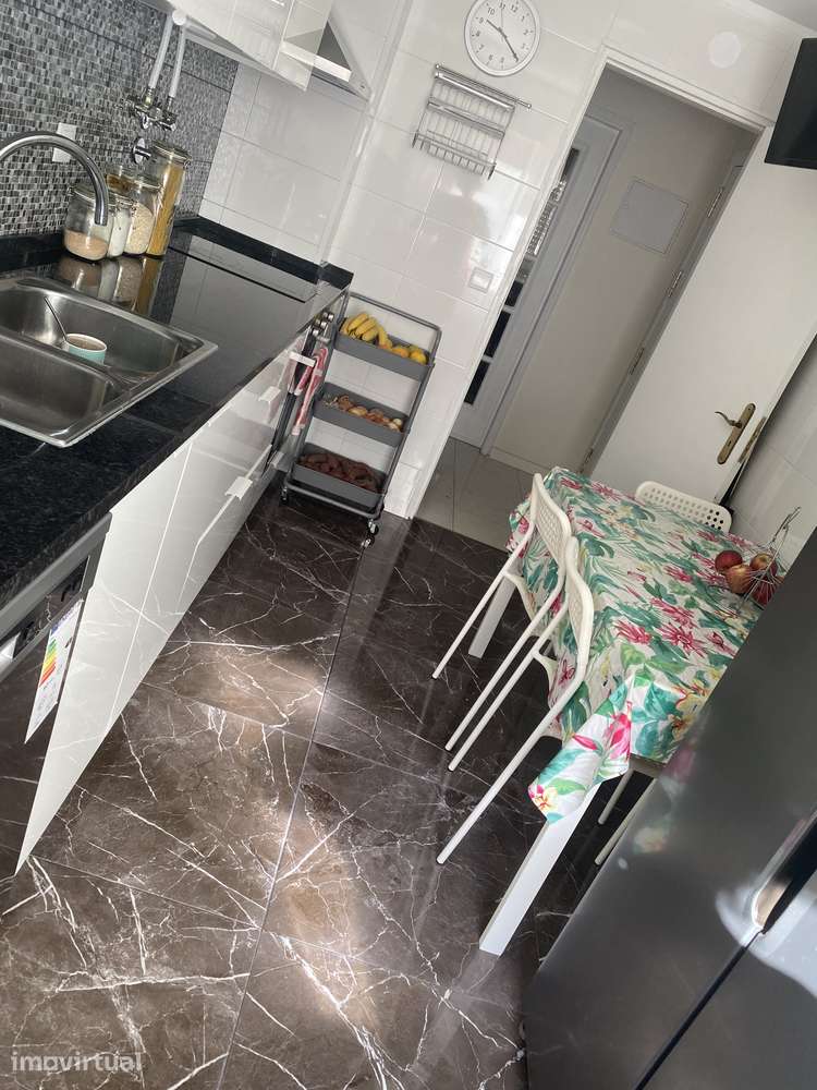 suite em apartamento - Grande imagem: 4/7
