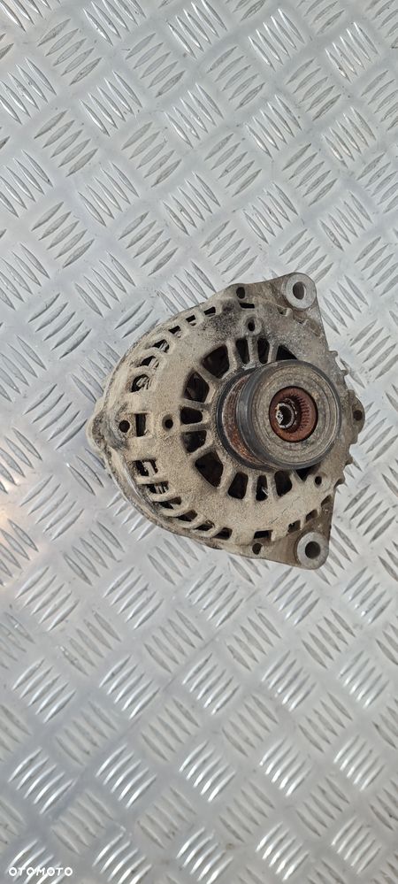 SsangYong Actyon 2.0 Alternator - 1