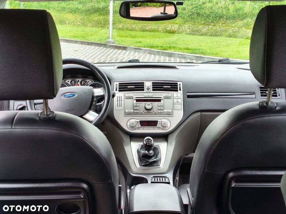 Ford Kuga 2.0 TDCi 4x4 Titanium - 18