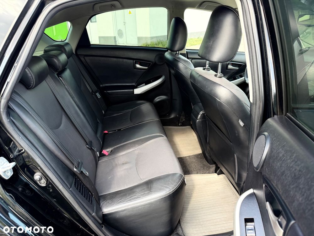 Toyota Prius 1.8 HSD Prestige - 19