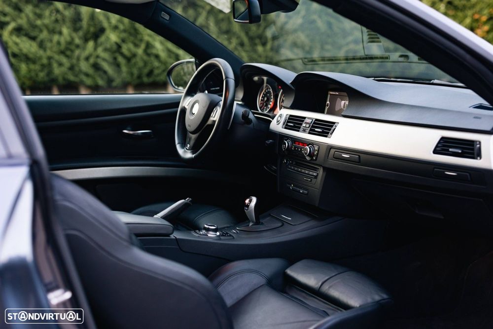 BMW M3 Auto - 51