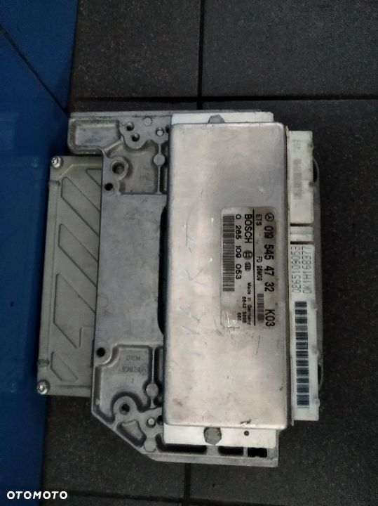 Komputer Sterownik Silnika Mercedes W210  0265109053 - 1