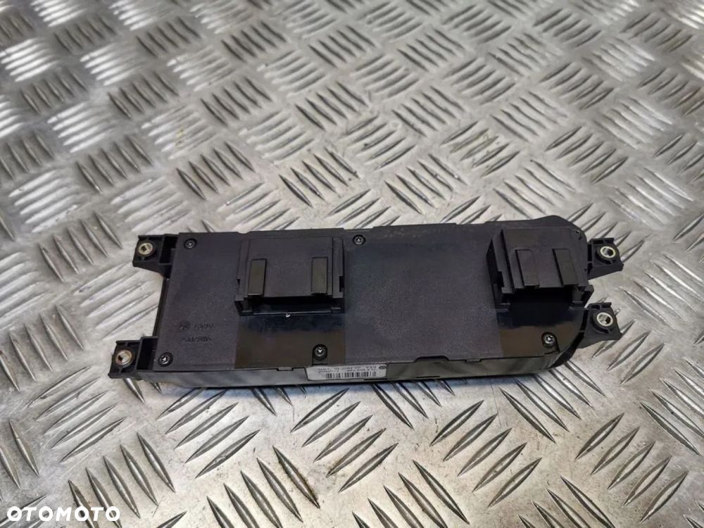 VW TOUAREG 7L 03-09R PANEL PRZEŁĄCZNIK FOTELA PRAWY 7L6959766 - 2