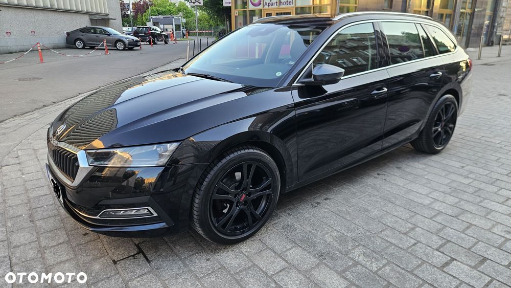 Skoda Octavia 2.0 TDI DSG Edition - 1