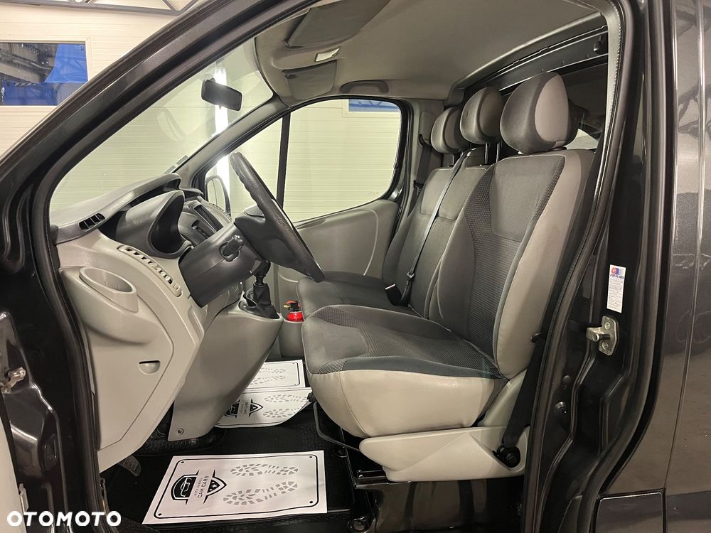 Opel Vivaro - 16