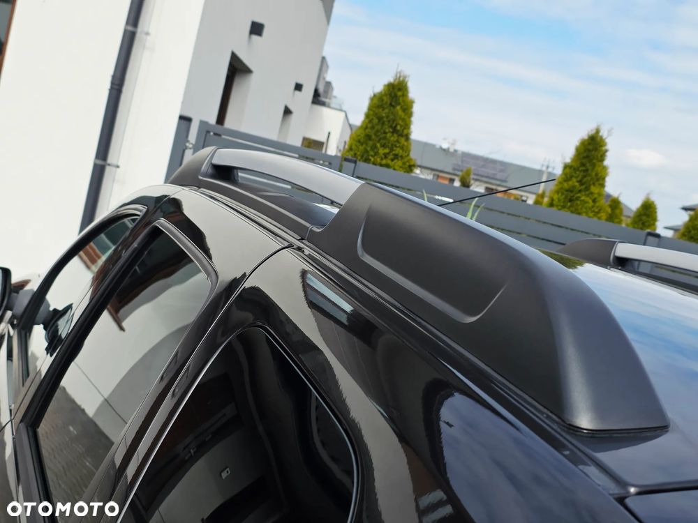 Dacia Duster dCi 90 FAP 4x2 Ambiance - 35