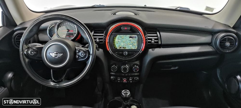 MINI 3 Portas One D - 8