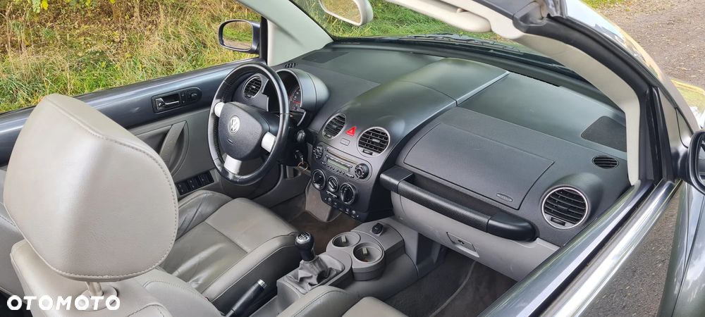Volkswagen New Beetle 1.9 TDI - 11