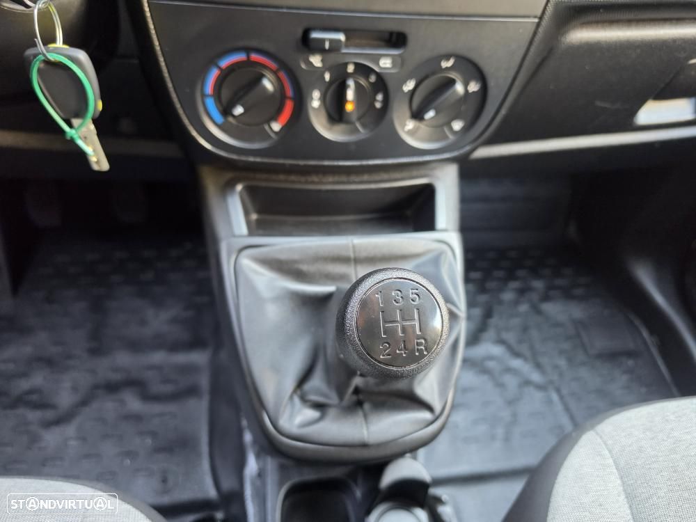 Fiat Fiorino 1.3 D Multijet - 15