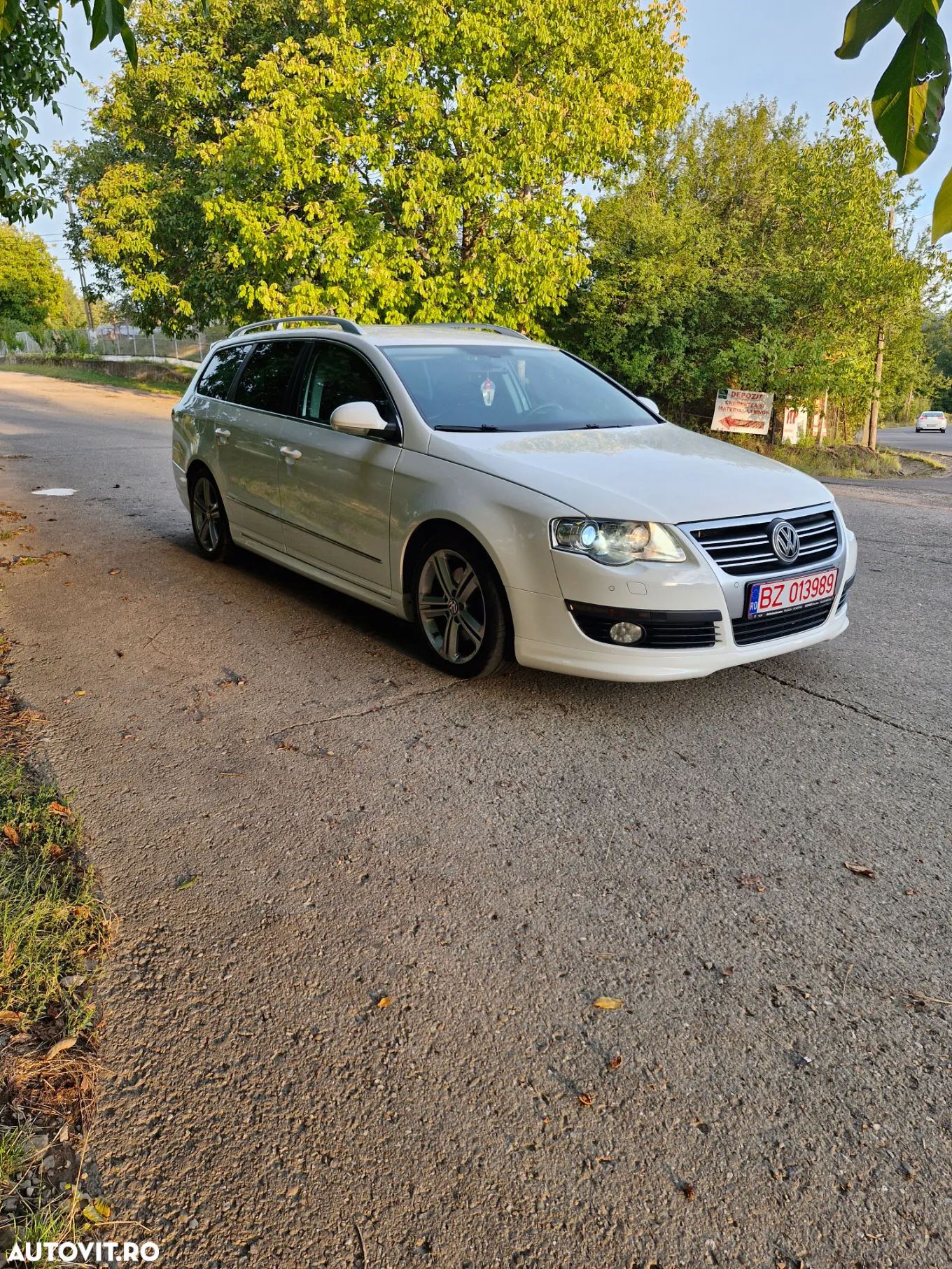 Volkswagen Passat Variant 2.0 TDI DPF DSG R-Line Edition - 8