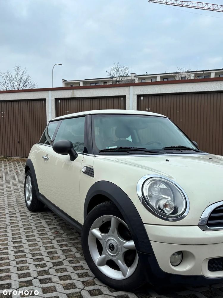 MINI ONE Standard - 6