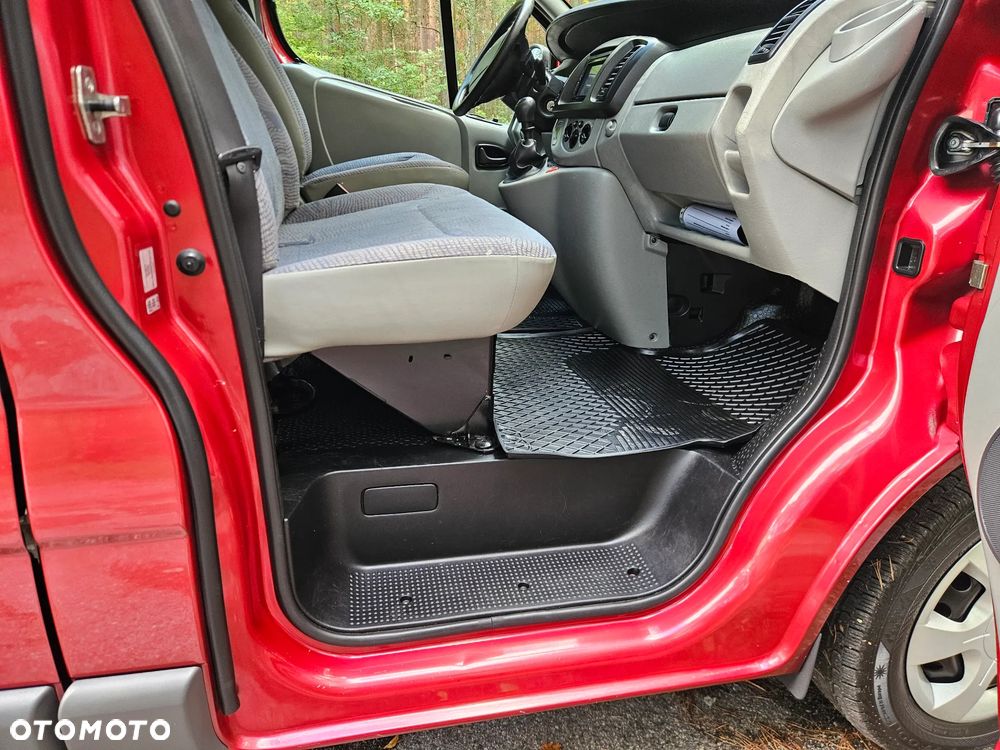 Renault TRAFIC LONG 6-OSOBOWY - 20