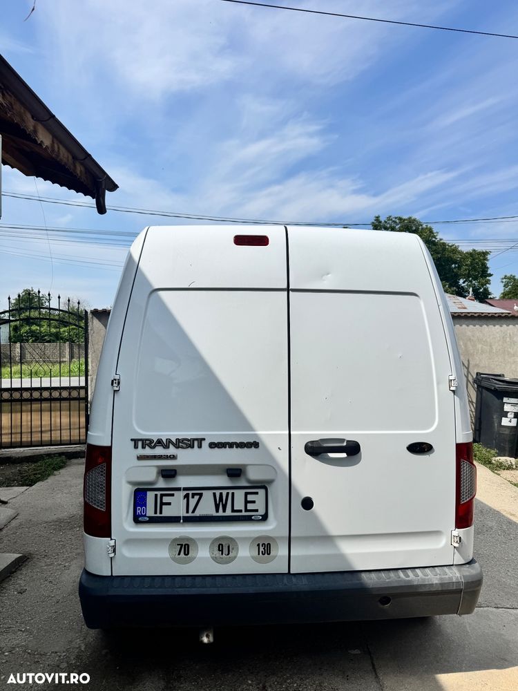Ford Transit Connect - 12