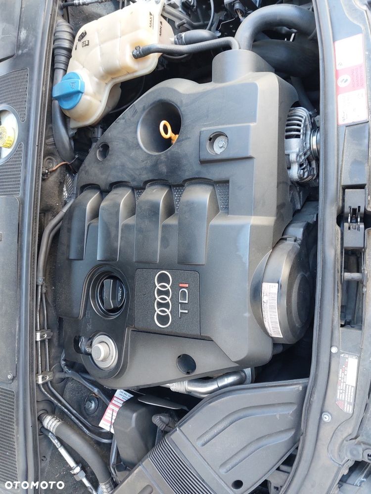 Audi A4 Limousine - 6