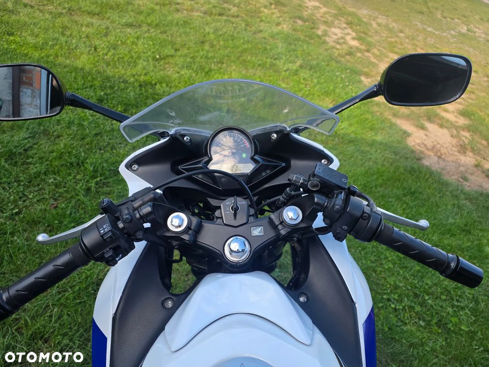Honda CBR - 6