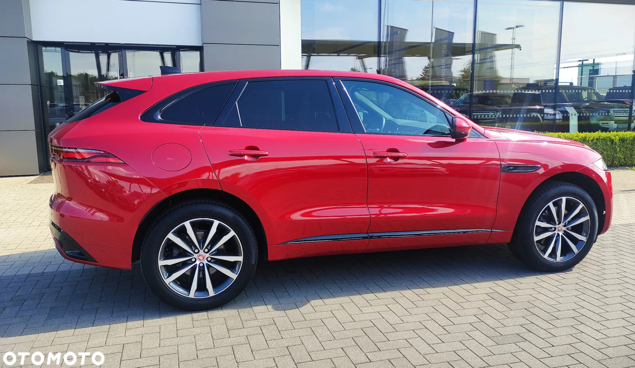 Jaguar F-Pace - 7