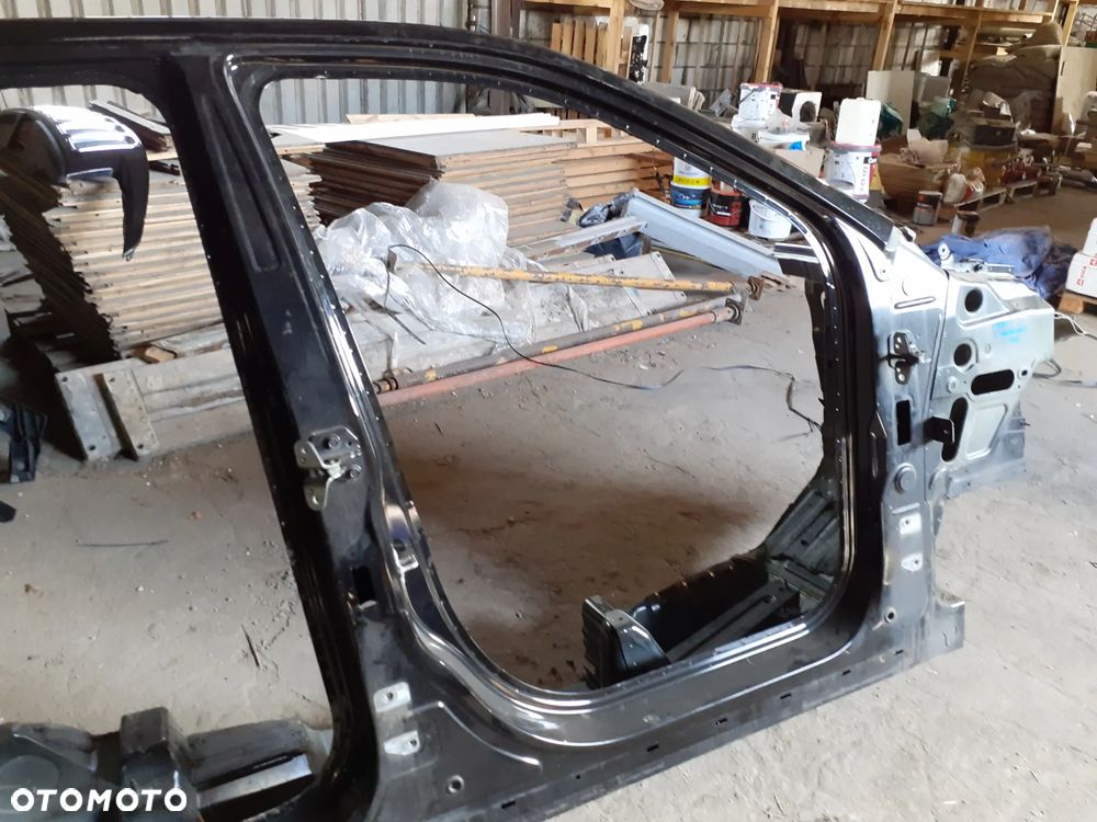 12041 Bok ćwiartka próg słupek błotnik prawy Jeep Grand Cherokee WK2 10- - 4