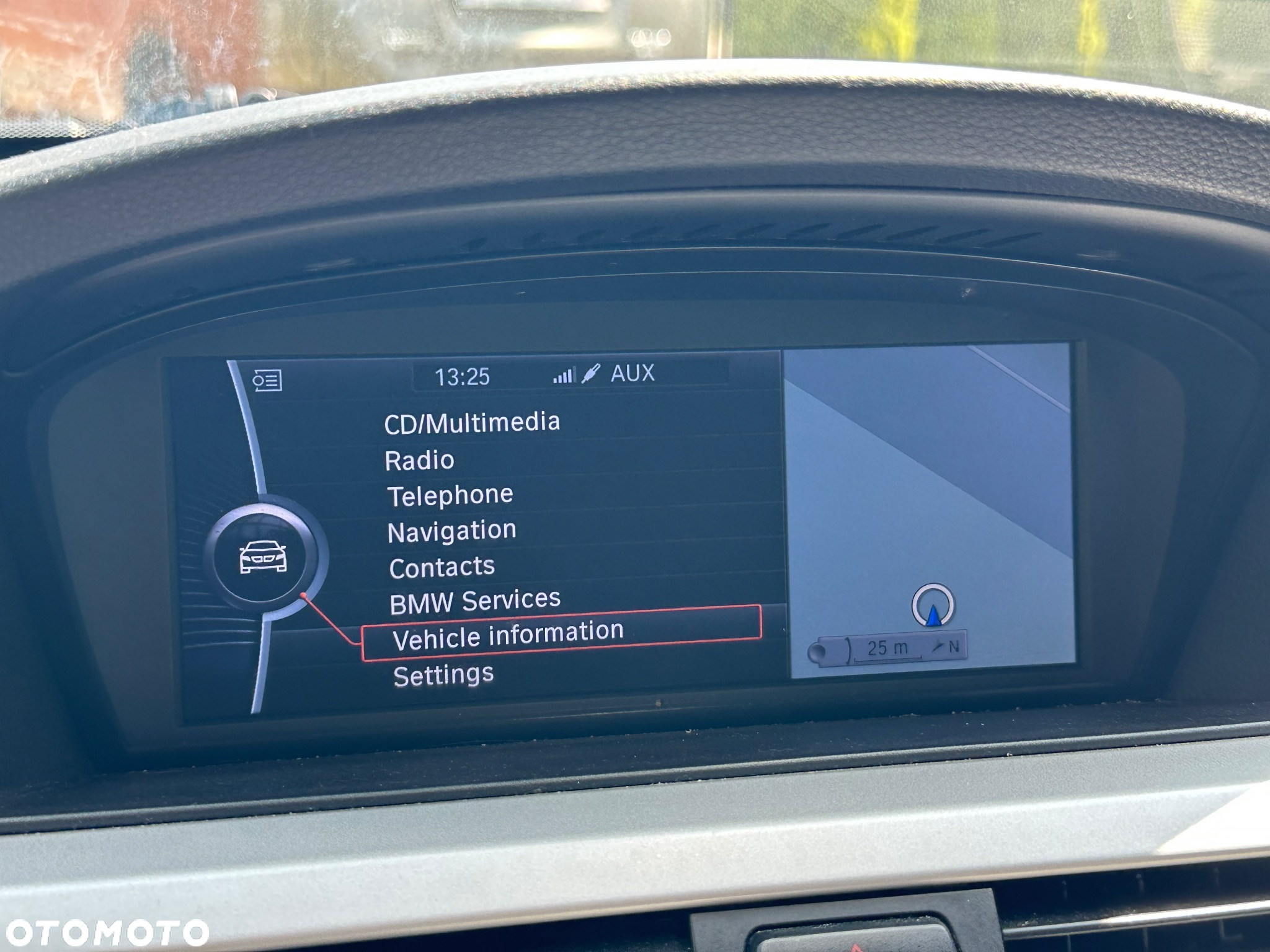 BMW Seria 3 318d DPF Touring Edition Lifestyle - 13