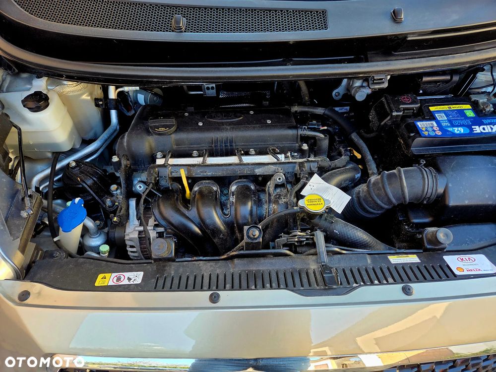 Kia Venga - 4