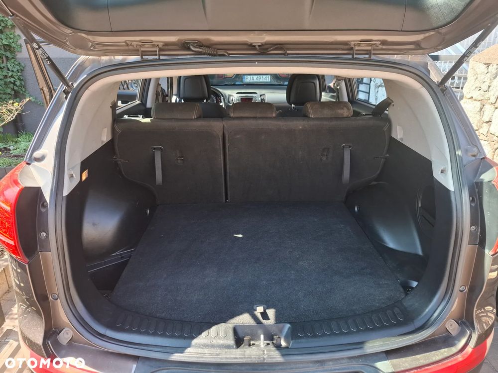 Kia Sportage 2.0 L - 3
