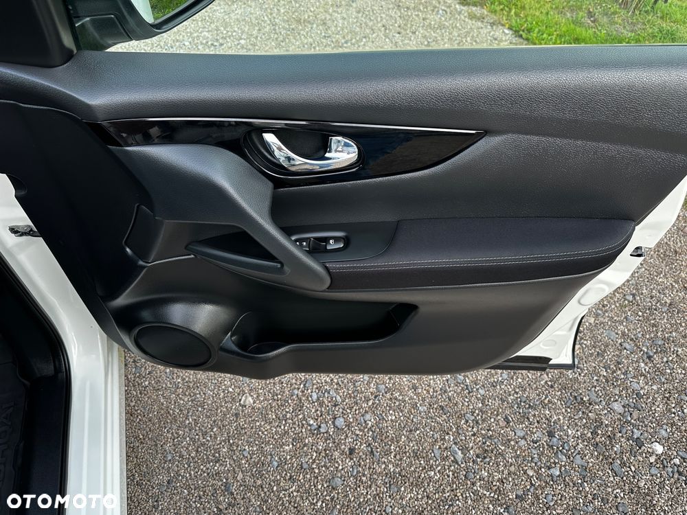 Nissan Qashqai 1.3 DIG-T N-Style DCT - 39