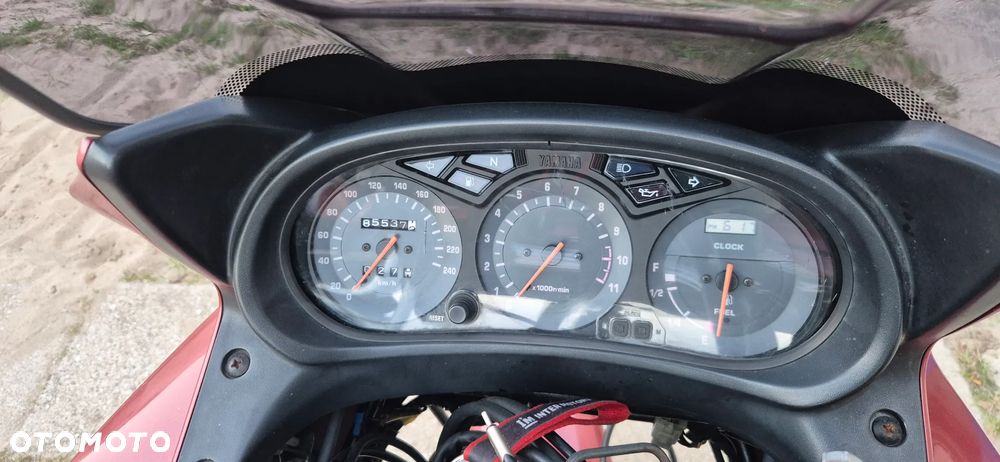 Yamaha XJ - 16