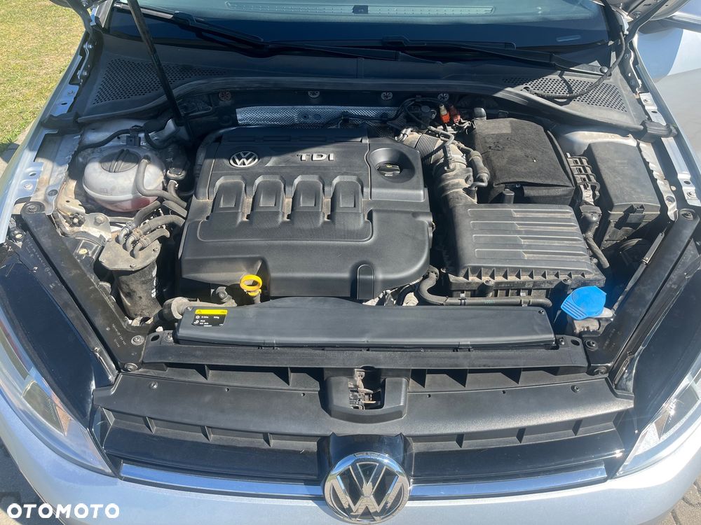 Volkswagen Golf 2.0 BlueTDI Comfortline - 10