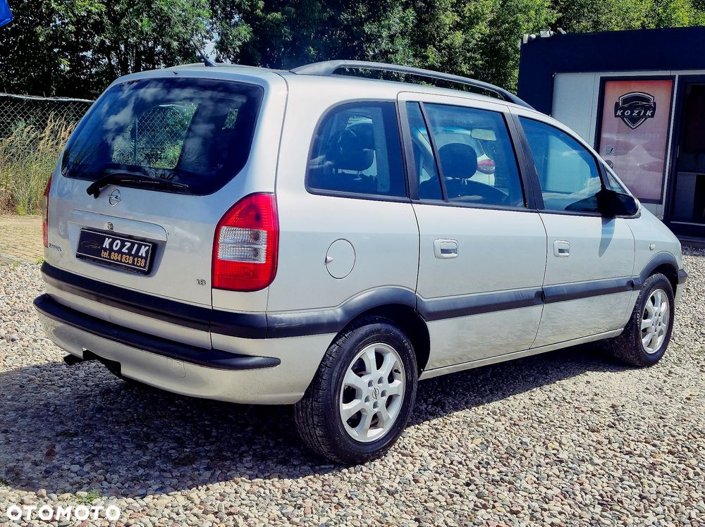 Opel Zafira 1.8 Elegance - 10
