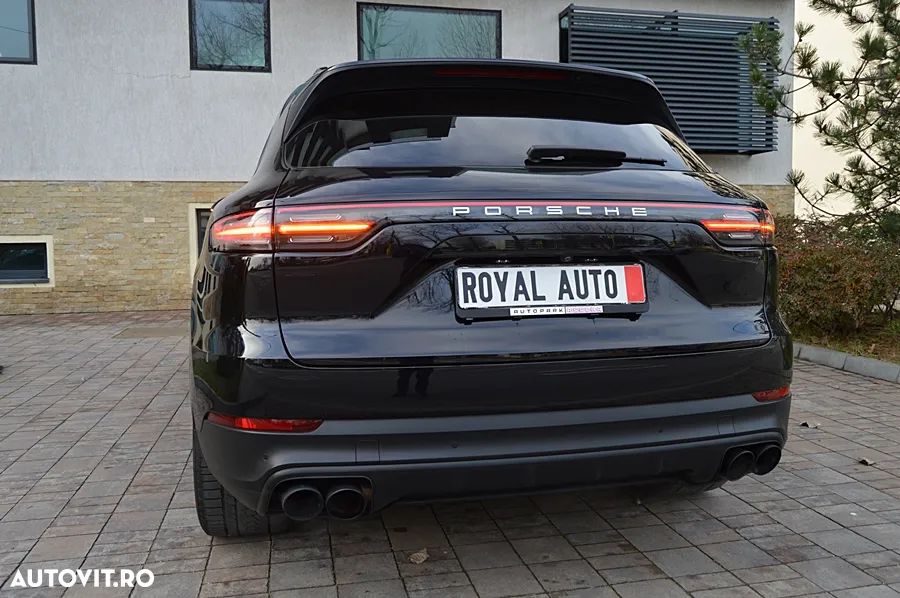 Porsche Cayenne Tiptronic S Platinum Edition - 19