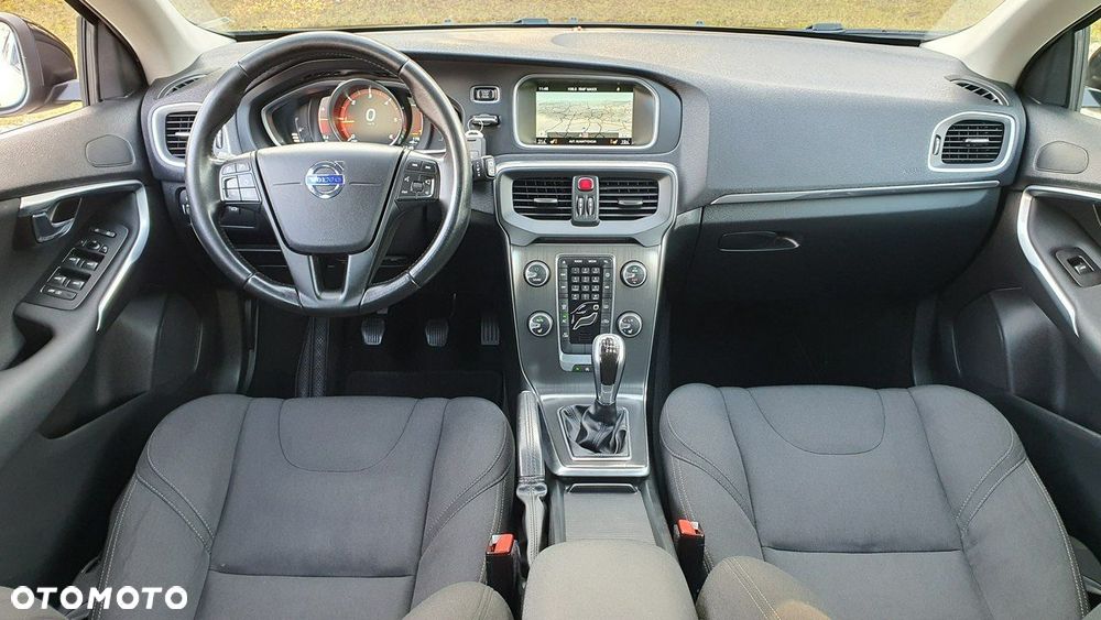 Volvo V40 D2 Kinetic - 6