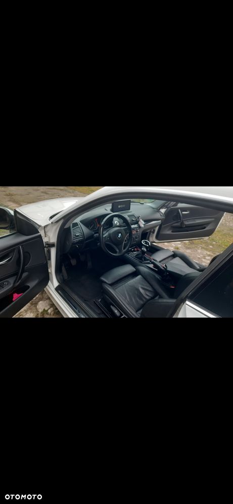 BMW Seria 1 123d - 8