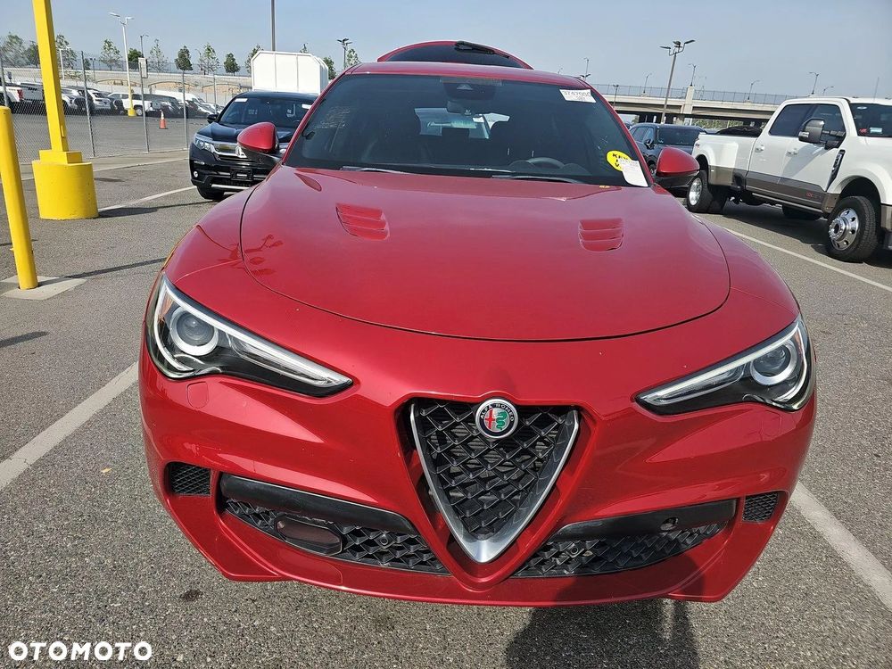 Alfa Romeo Stelvio V6 2.9 Bi-Turbo AT8-Q4 Quadrifoglio - 6