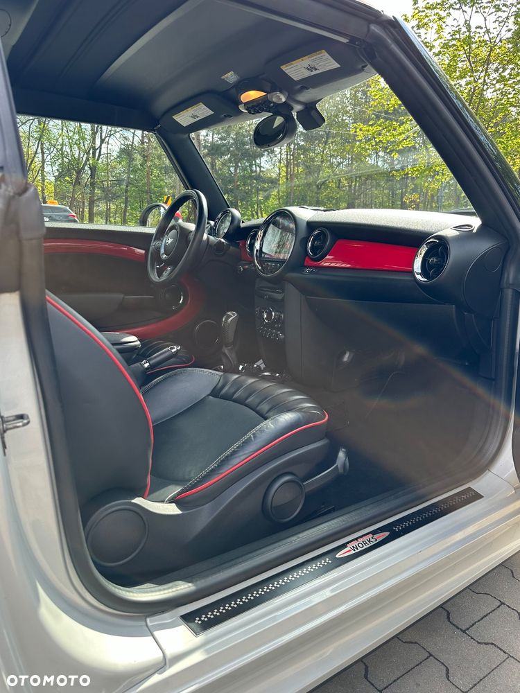 MINI John Cooper Works - 14