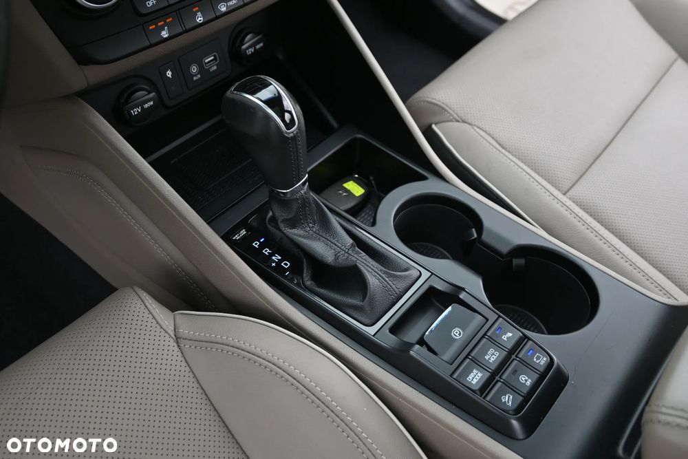 Hyundai Tucson 2.0 CRDi Premium 4WD - 40