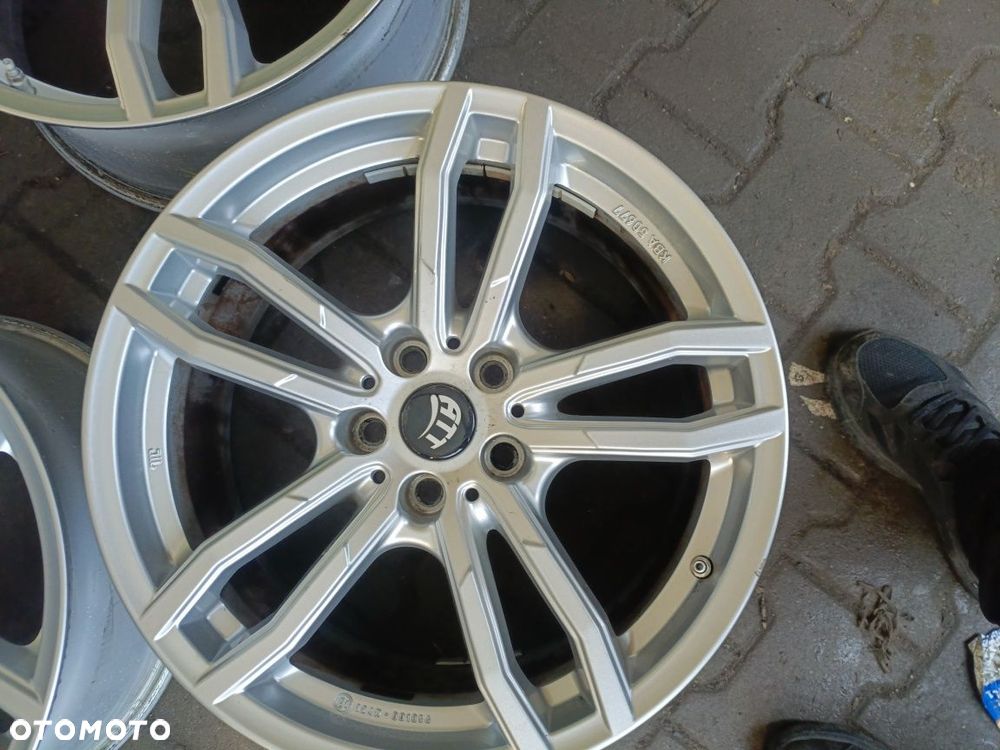 Felgi aluminiowe 5x112 et30 8jx18 BMW Mercedes audi MG  skoda cupra - 4