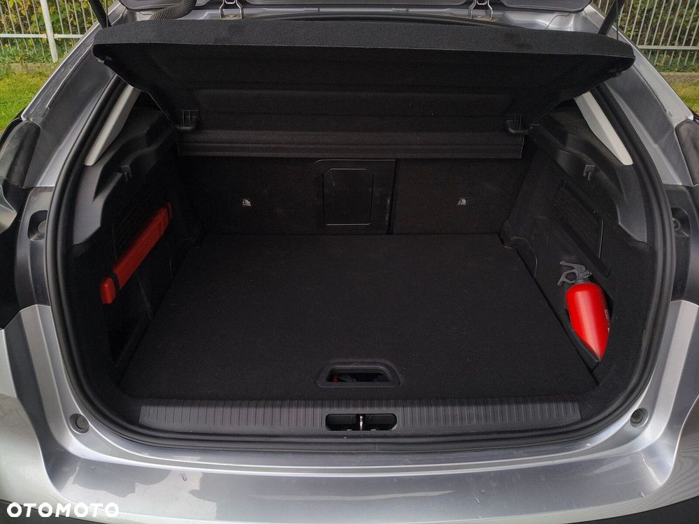 Citroën C4 EV136 50kWh Shine - 32