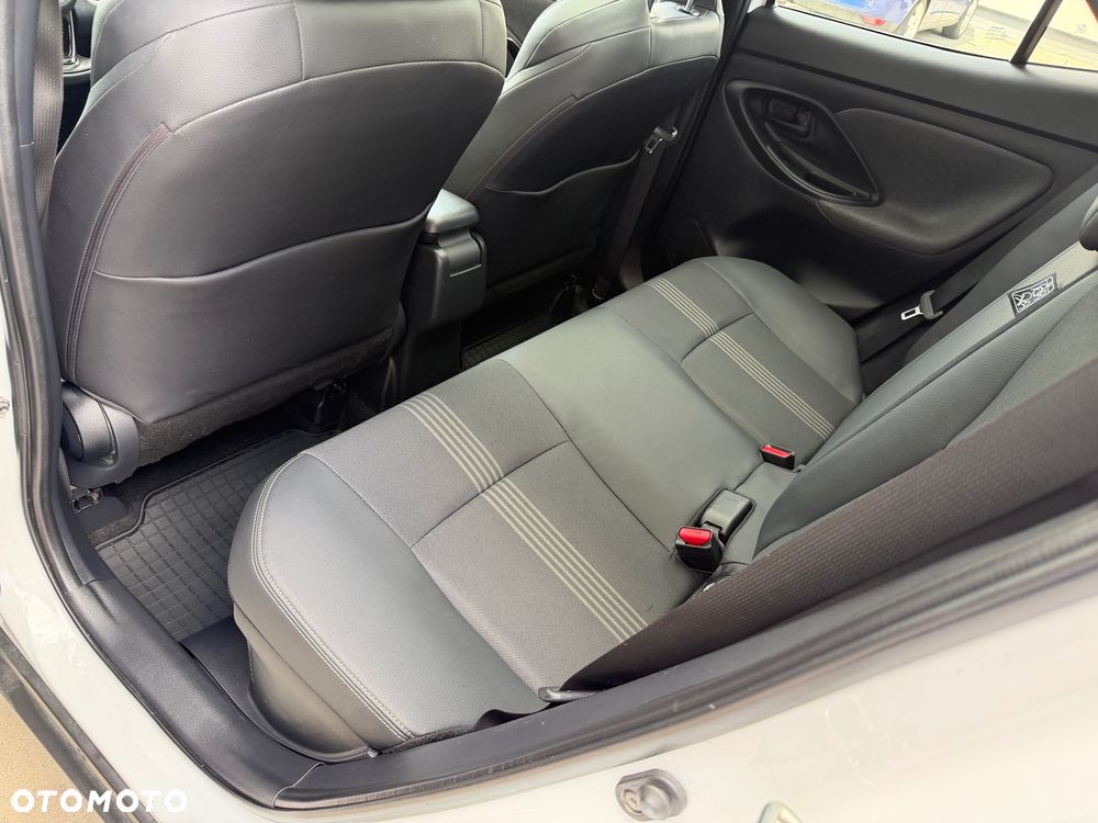Toyota Yaris Cross 130 1.5 VVT-i AWD-i Style Plus - 12