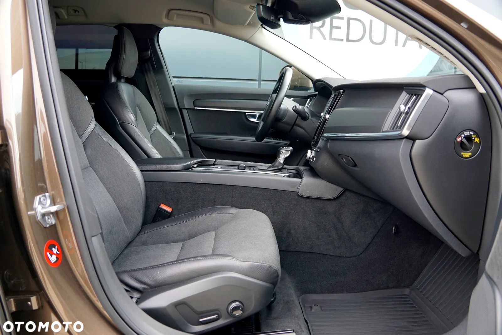 Volvo V90 Cross Country D4 AWD - 19
