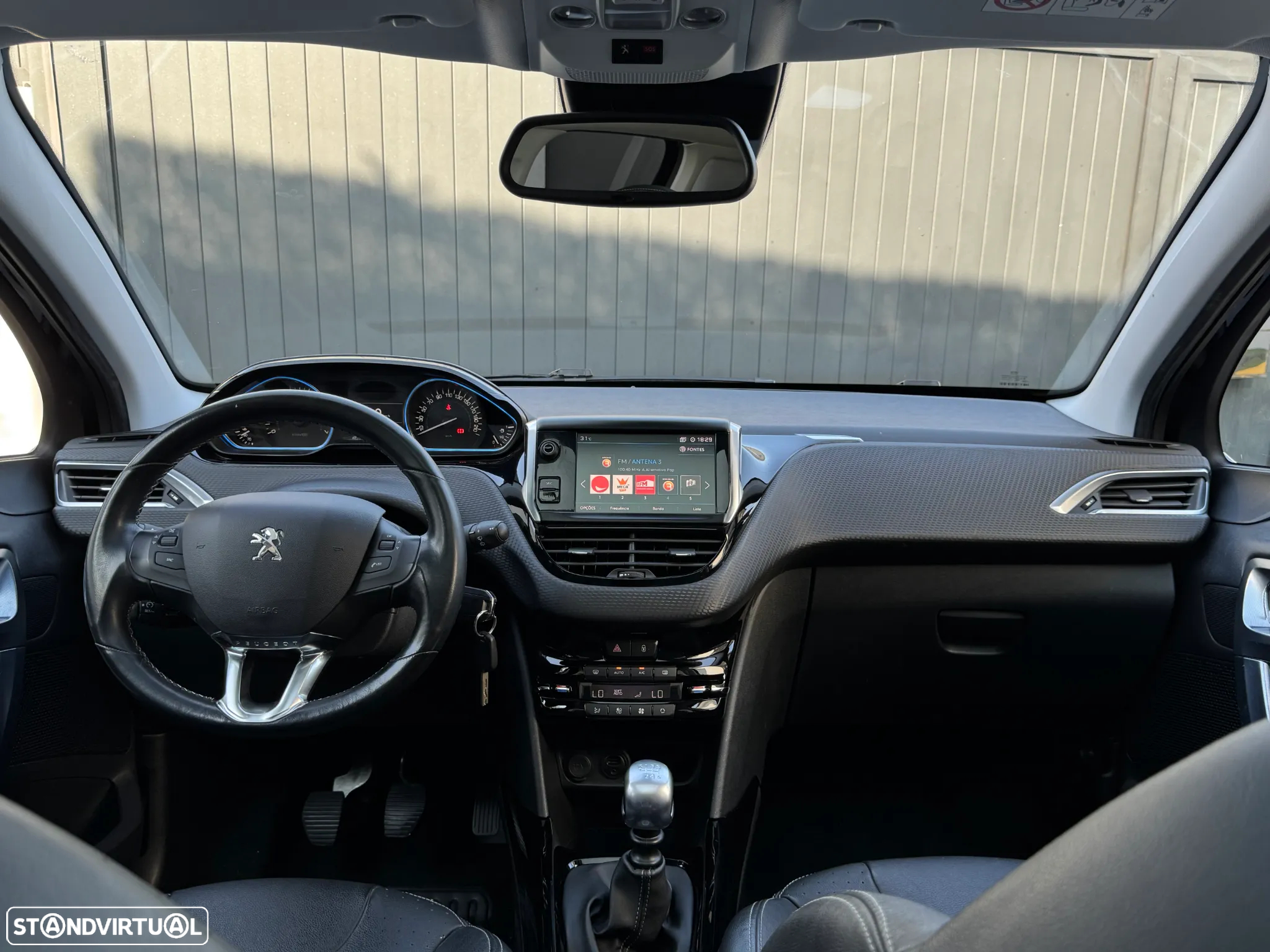 Peugeot 2008 1.2 PureTech Allure Grip Control - 11