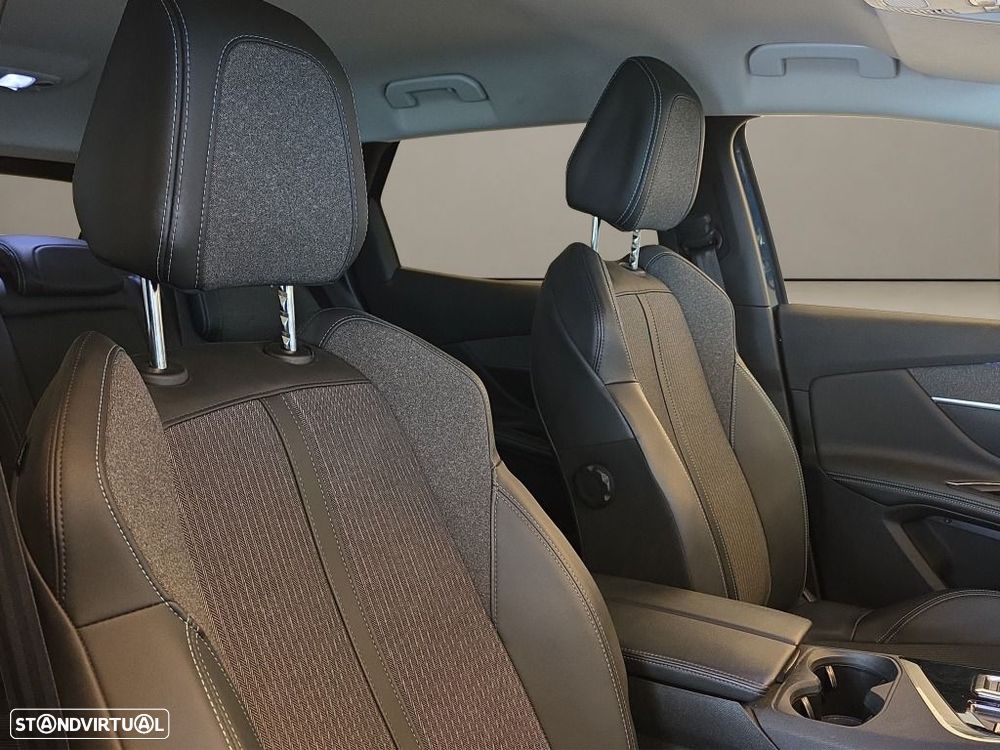 Peugeot 3008 1.6 Hybrid Allure Pack e-EAT8 - 12