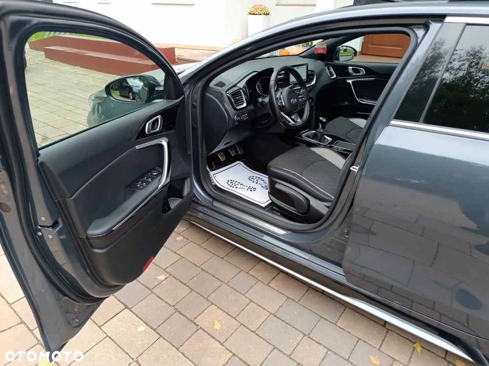 Kia ProCeed 1.6 CRDi GT Line - 20