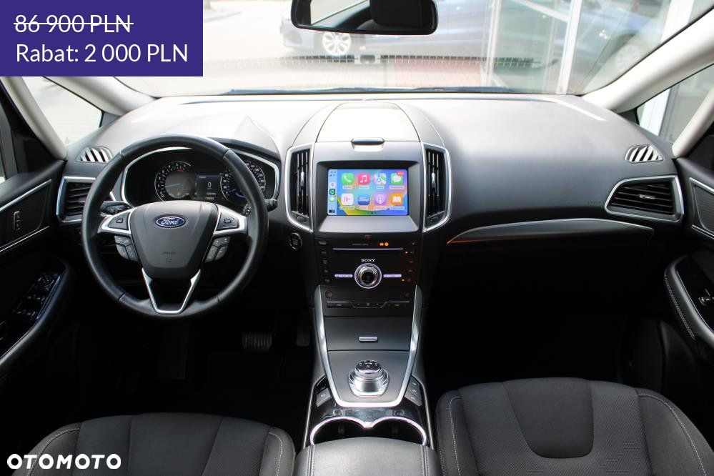 Ford S-Max - 13