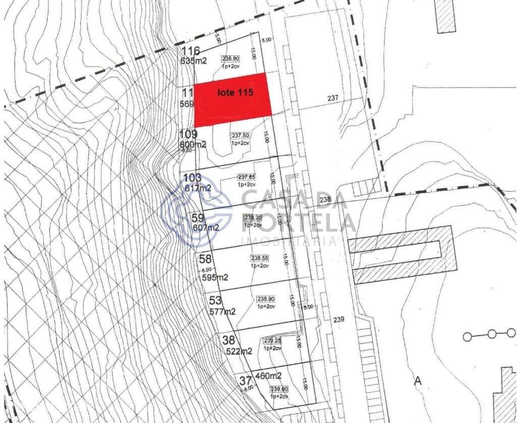 Lote para construção de moradia em banda - Grande imagem: 3/22