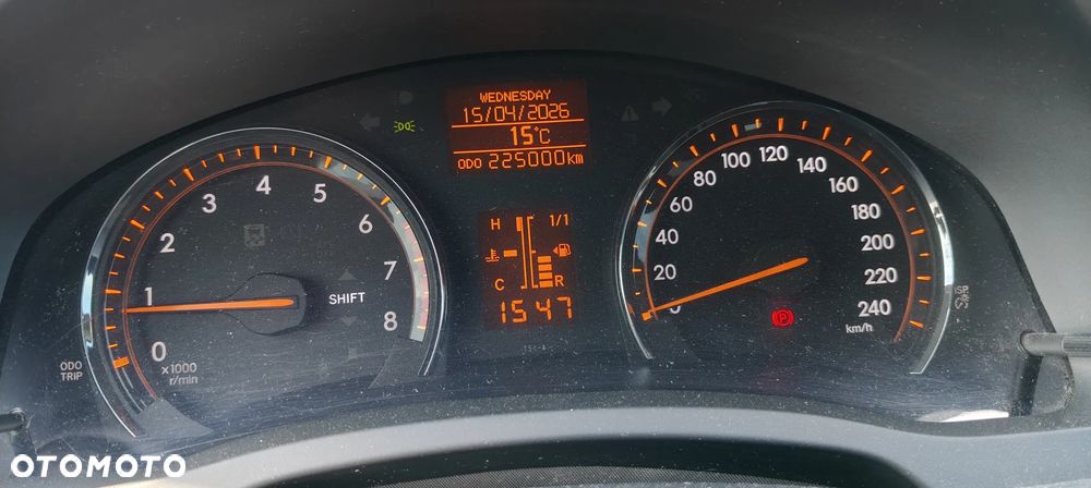 Toyota Avensis 2.0 Sol plus - 2