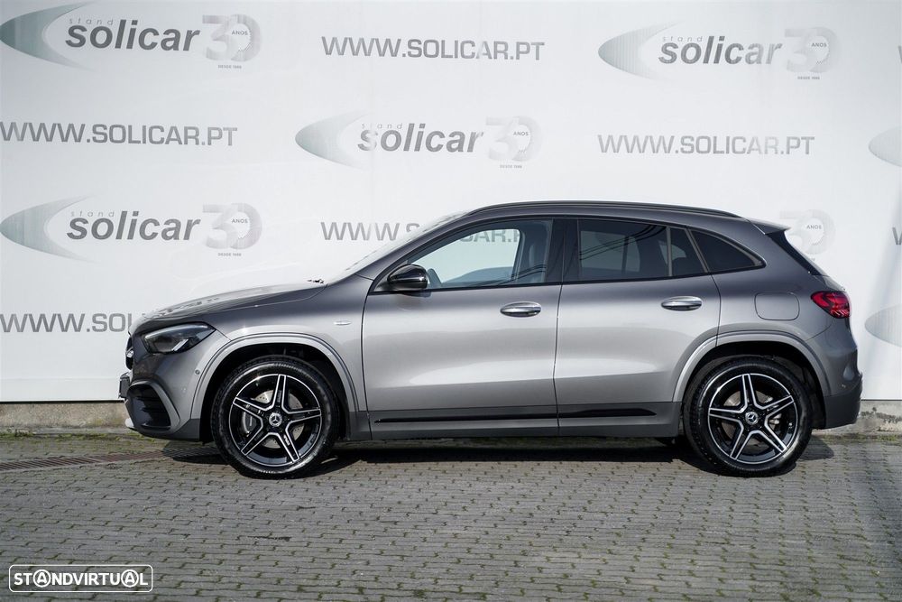 Mercedes-Benz GLA 250 e AMG Line - 11