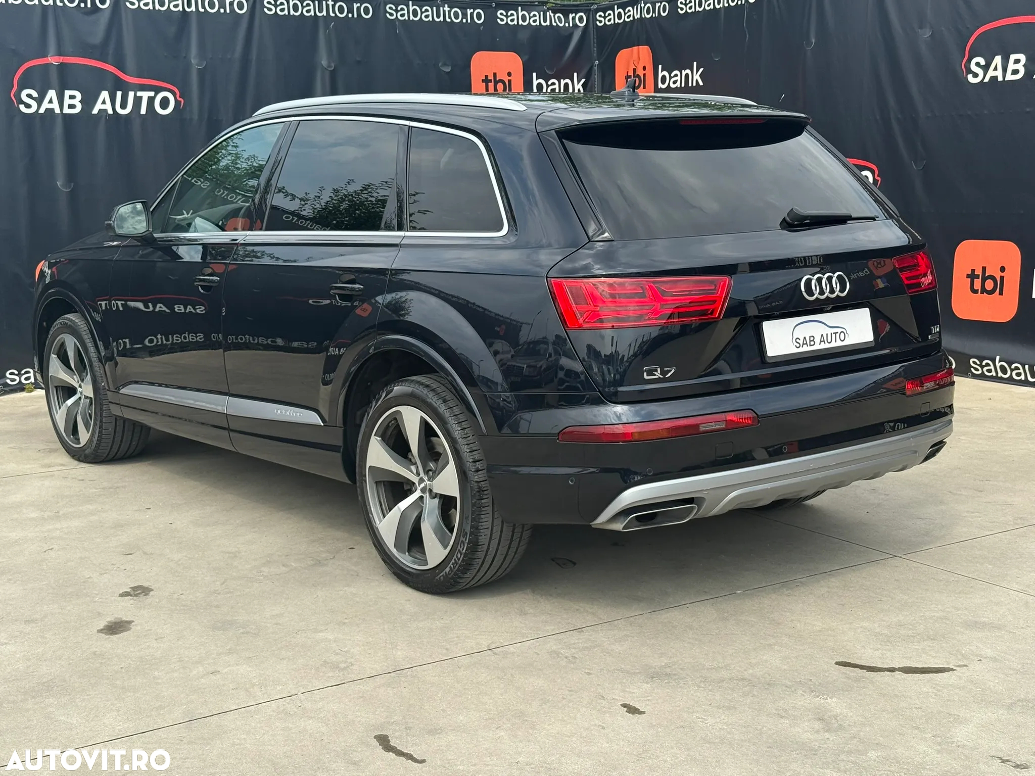Audi Q7 3.0 ultra TDI Quattro Tiptronic - 15