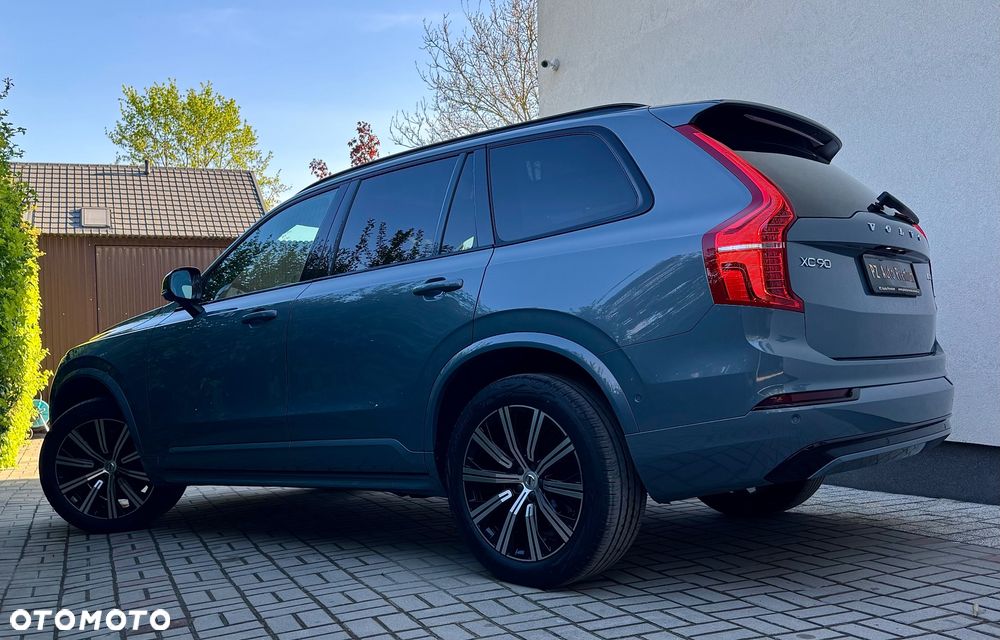 Volvo XC 90 B5 D AWD Ultimate Dark - 4