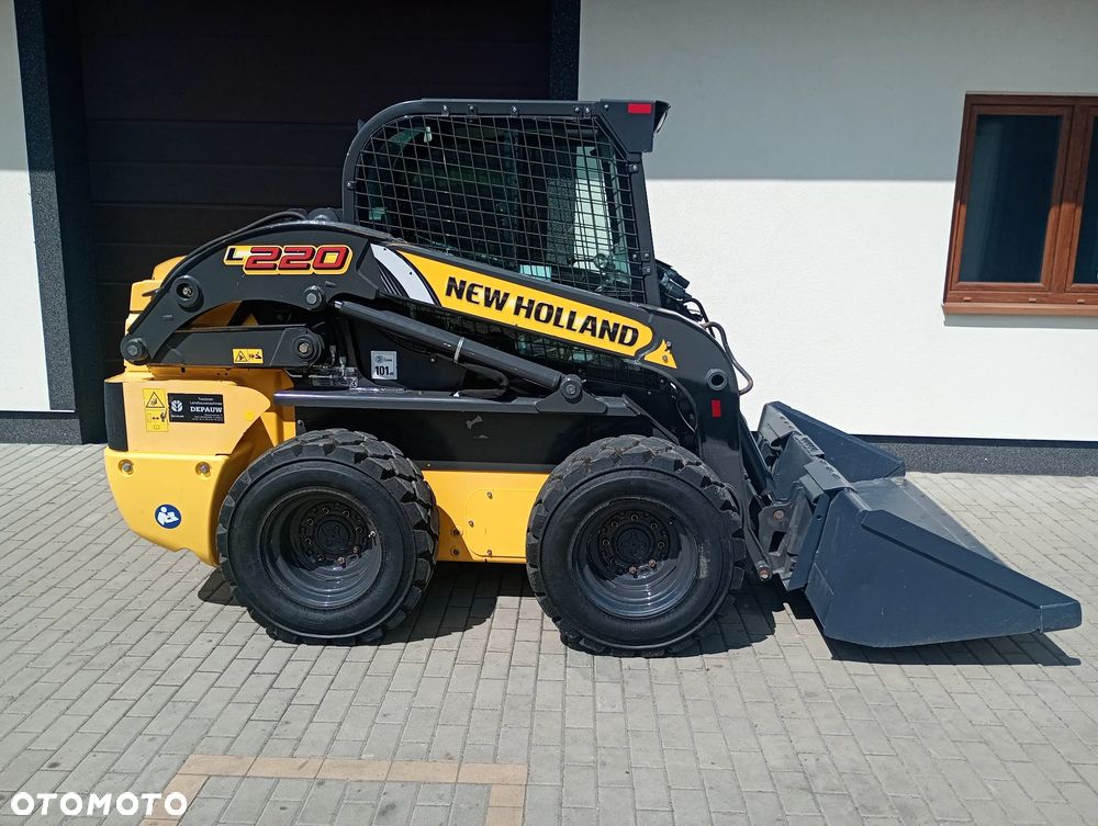 New Holland L220/2017rok/Bobcat/koparka/minikoparka/ładowarka/Miniładowarka - 2